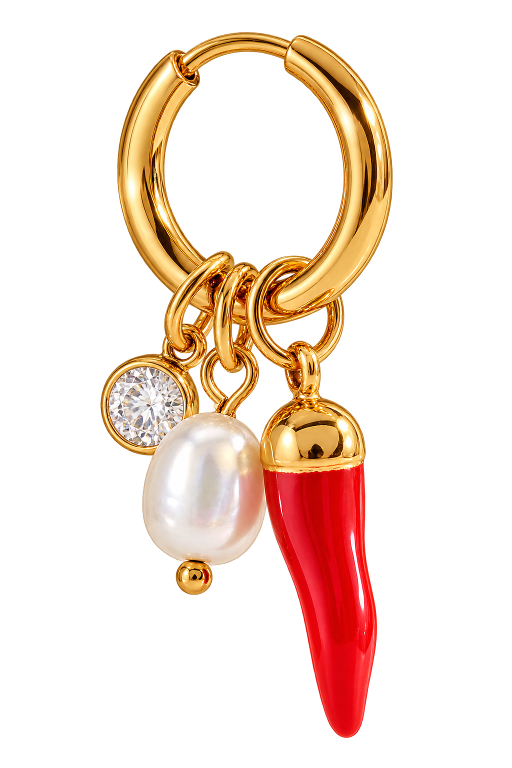 Charm Piment Péi – détail du piment rouge, de la perle et du strass sur anneau doré